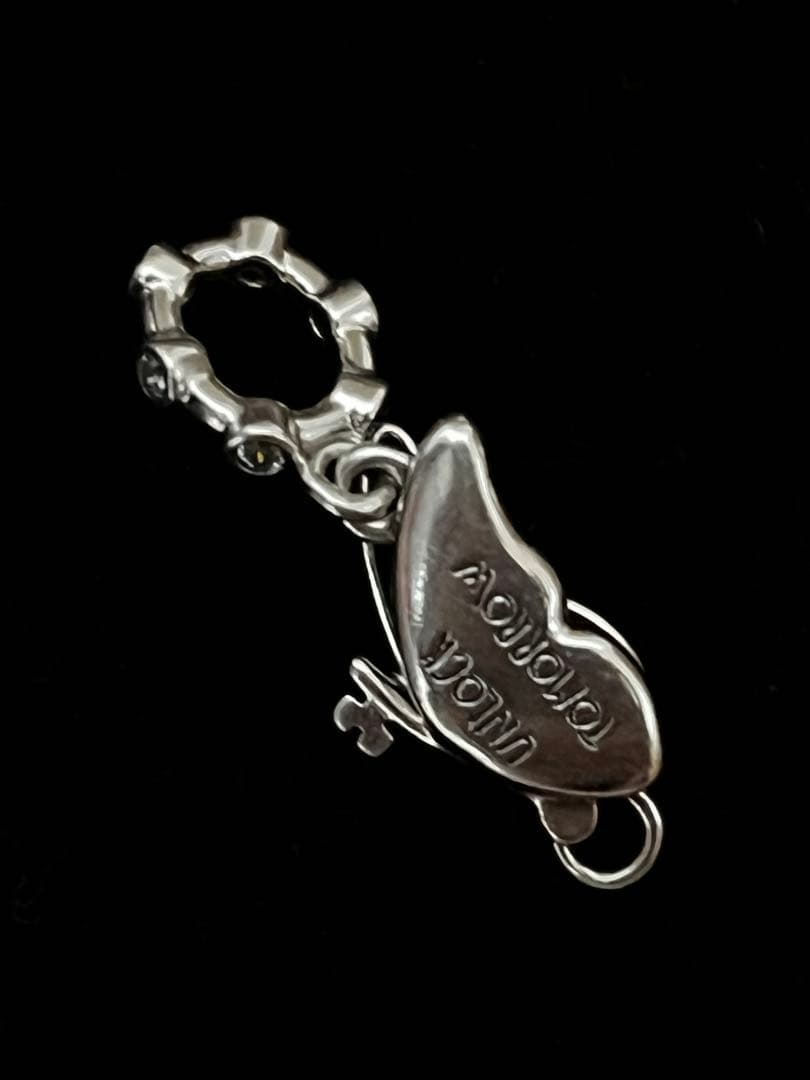 パンドラ　蝶　チャーム　Winged Dangle Charm