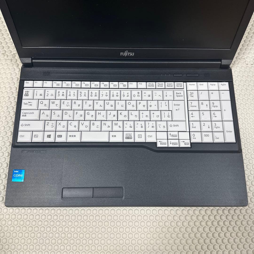 Fujitsu美品A5511/I5十一世代/8G/512G SSD/15.6HD