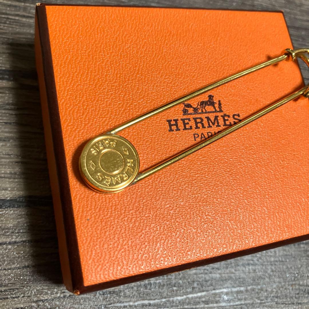 エルメス　セリエ　ピンブローチ