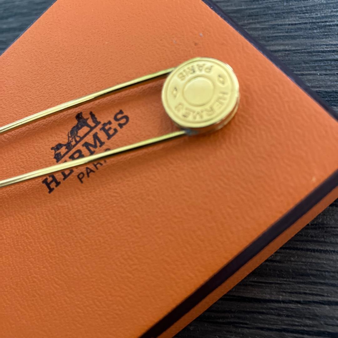 エルメス　セリエ　ピンブローチ