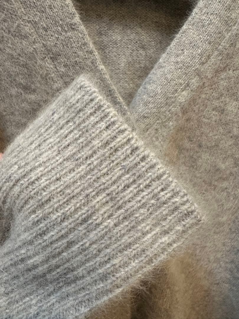 BEARDSLEY FOXウールカーディガン