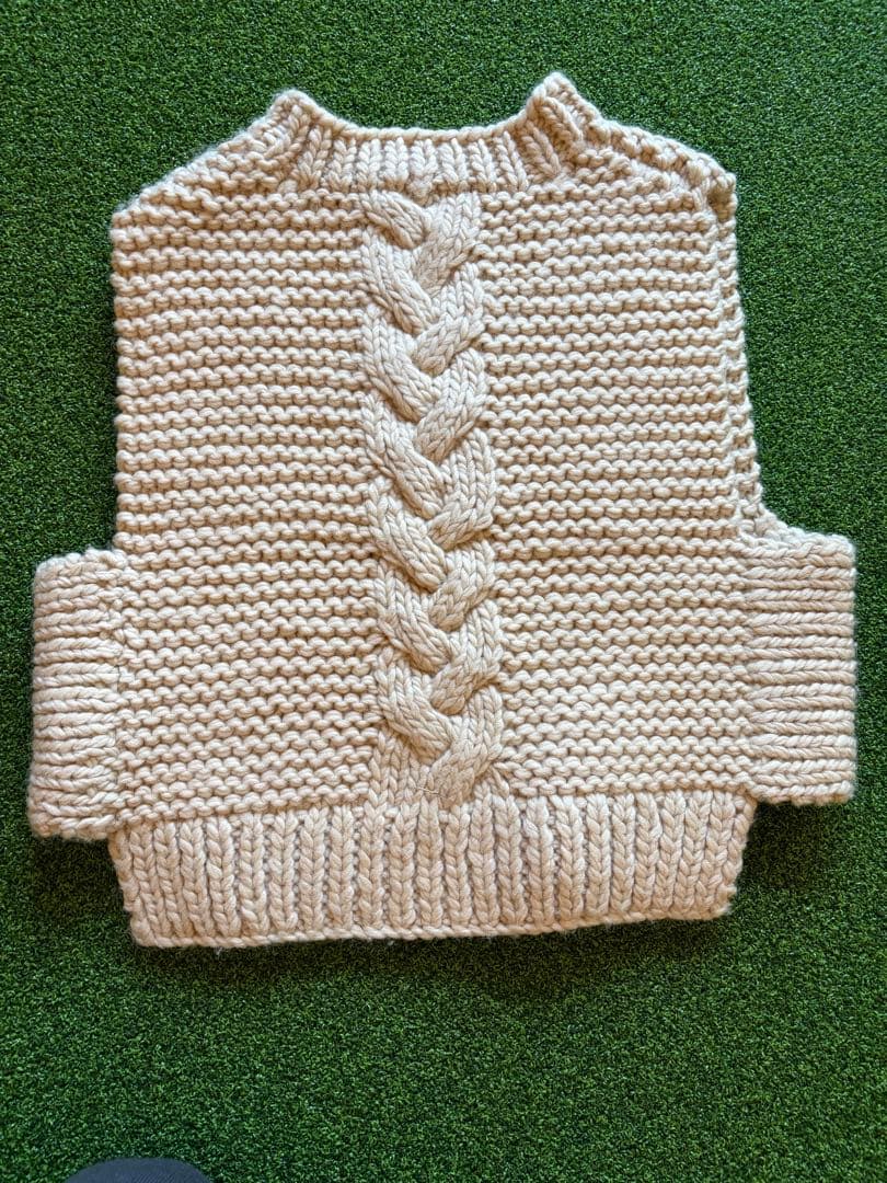 HYKE CABLE-KNIT CROPPED VEST ケーブルニットベスト