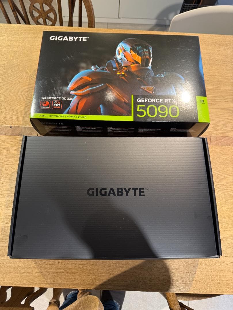 グラフィックボード・グラボ・ビデオカード NVIDIA RTX GIGABYTE 5090 WINDFORCE 32GB