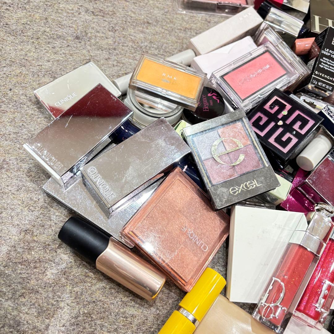 ブランド　デパコス・ディオール多め！　コスメ　化粧品大量纏め売り約70点