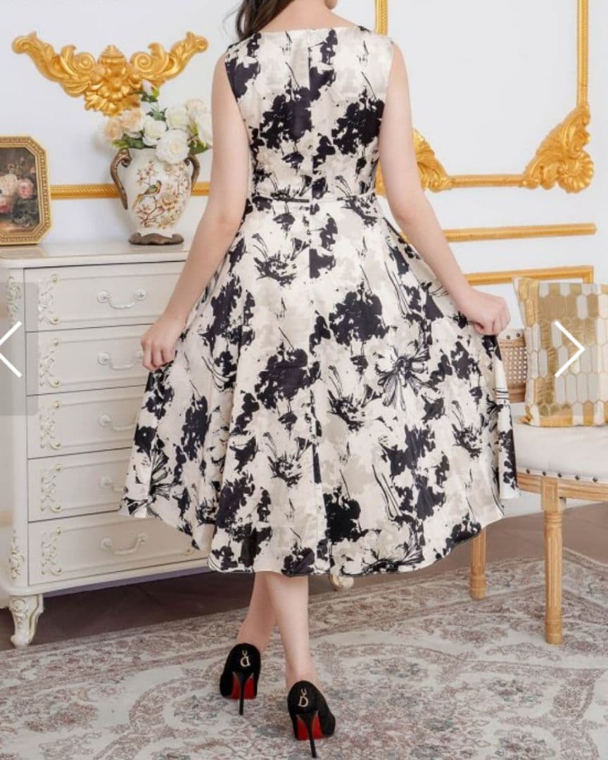 4 M 9号 エルケイ 銀座クチュール ブラック ホワイト ワンピース ドレス