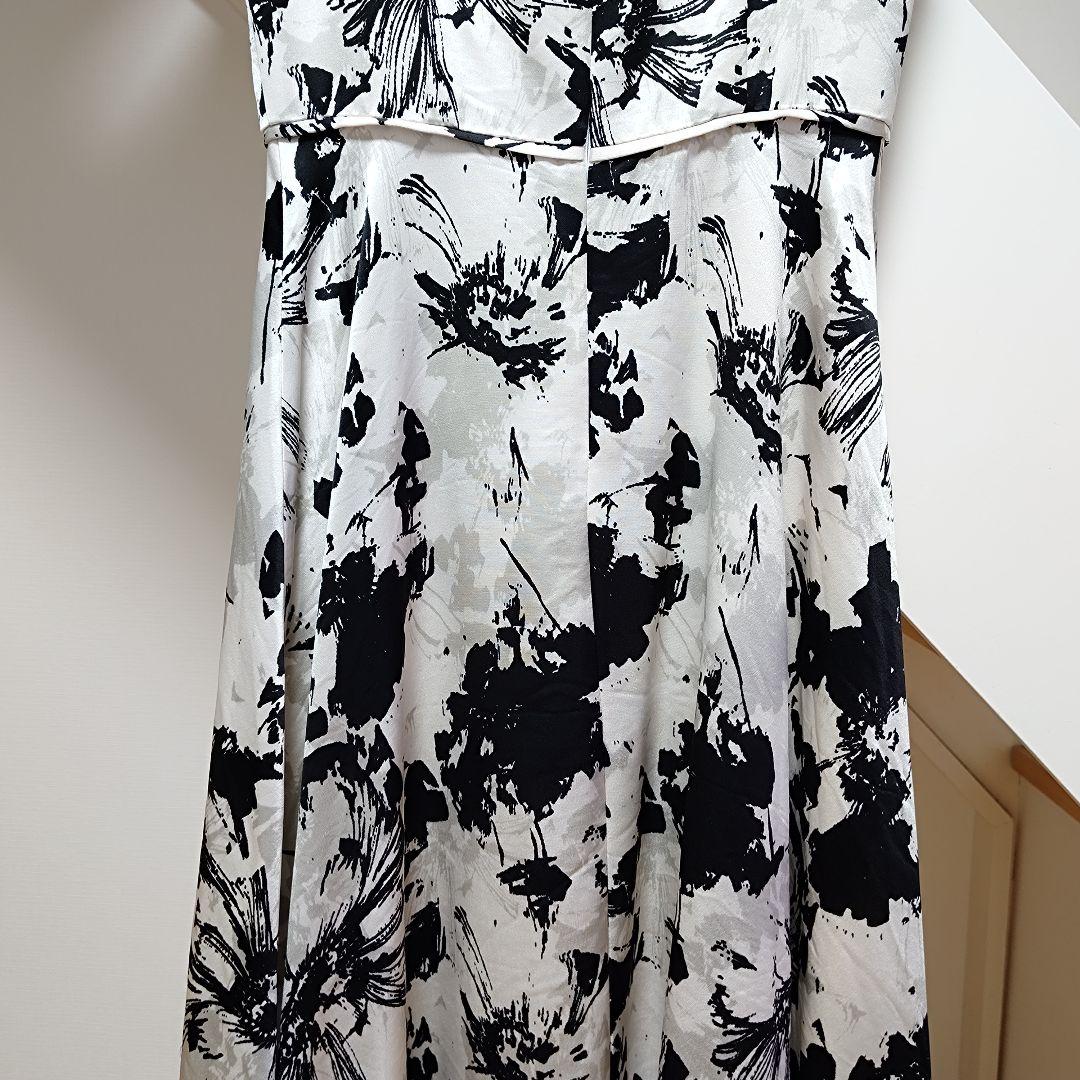 4 M 9号 エルケイ 銀座クチュール ブラック ホワイト ワンピース ドレス