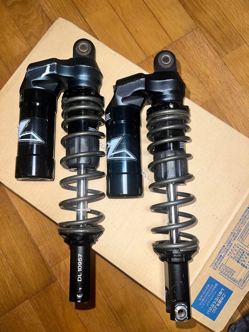 シグナスX シグナス　1,2,3 DJ1 リアサスペンション