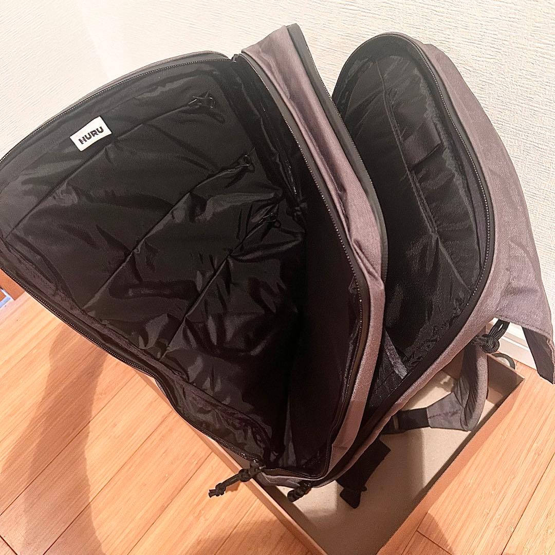 新品未使用　HURU リュック バックパック A4収納可 PC収納付き 通勤通学