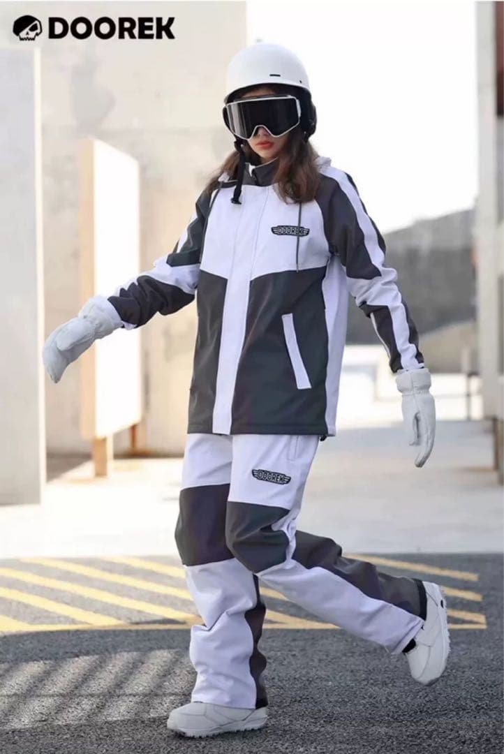 DOOREK スノーボードウェア スノボー　スキー　ウエア　上下セット