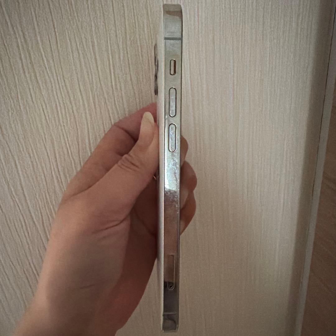 iPhone12pro シルバー　本体　128GB