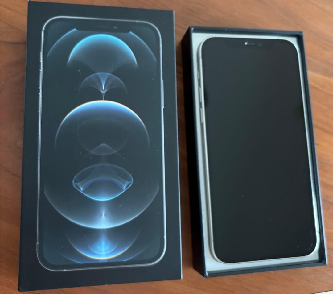 iPhone12pro シルバー　本体　128GB