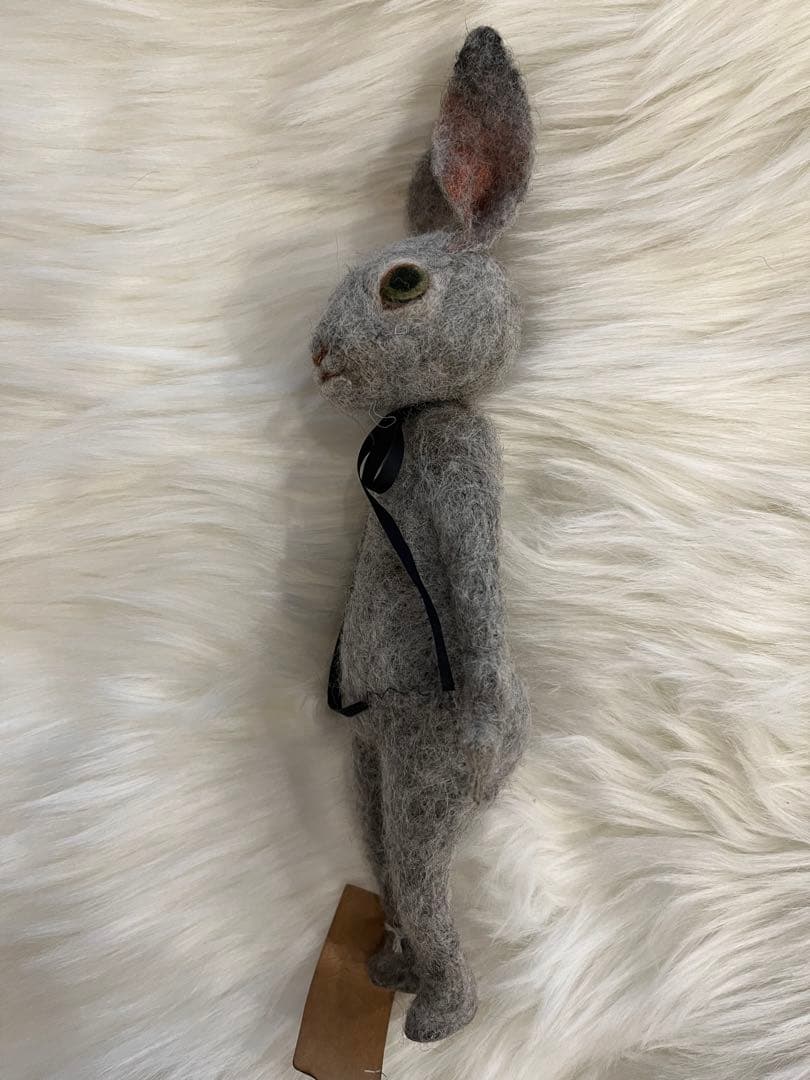 羊毛フェルト ウサギ人形 グレー　作家　ウエノミホコさま