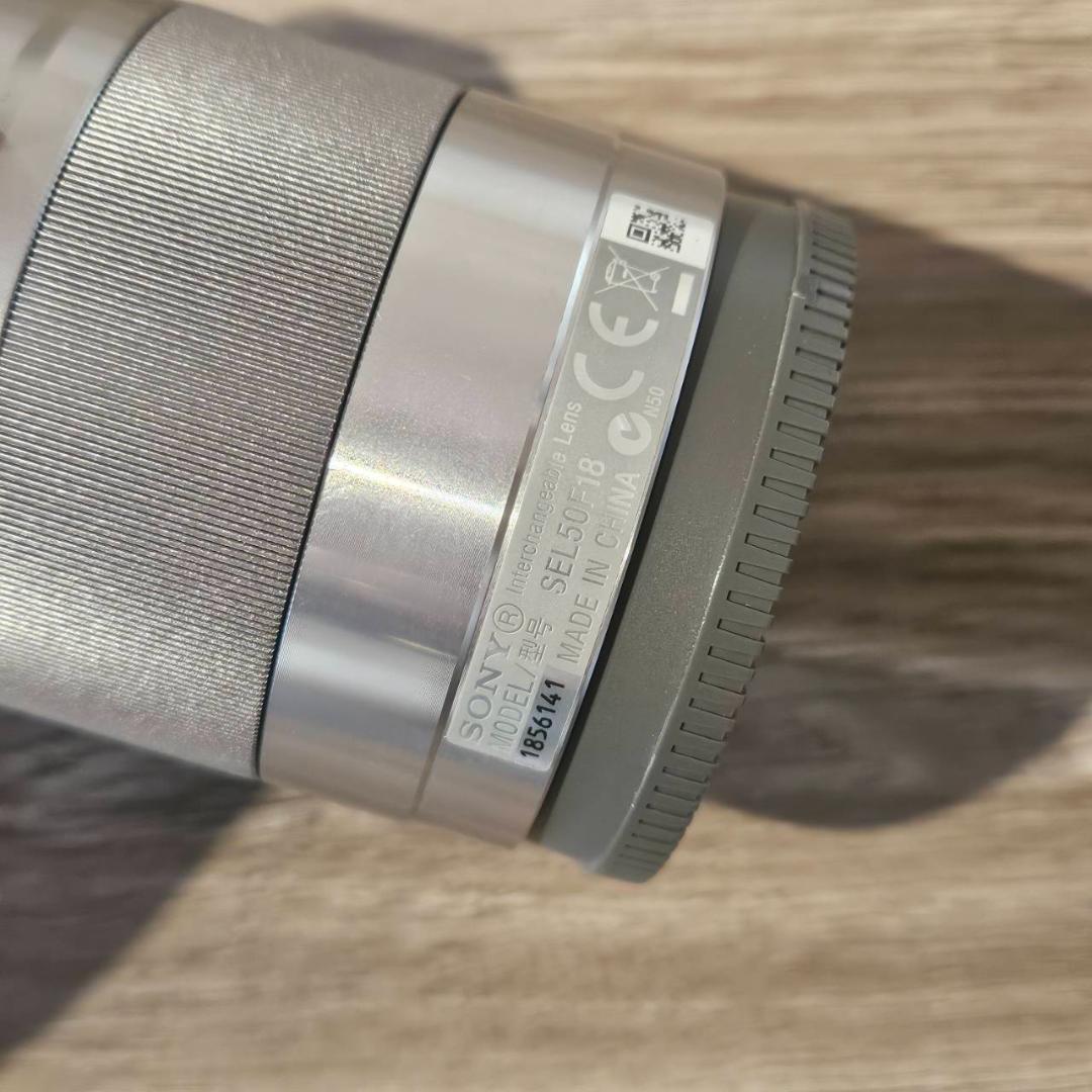 SONY E 50mm F1.8 OSS デジタル一眼レフ　ソニー　カメラ
