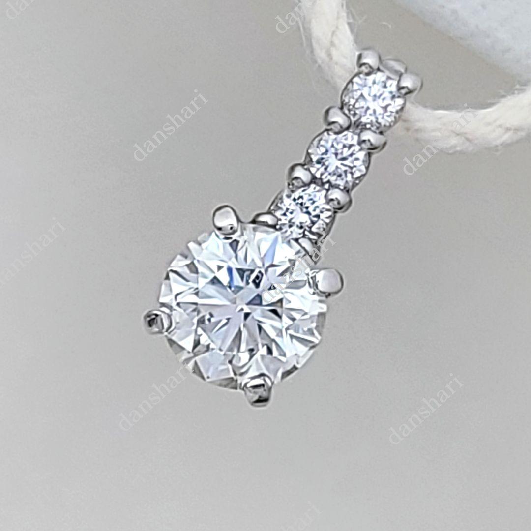 Pt900/上質エクセレントカット/ダイヤモンドペンダントトップ