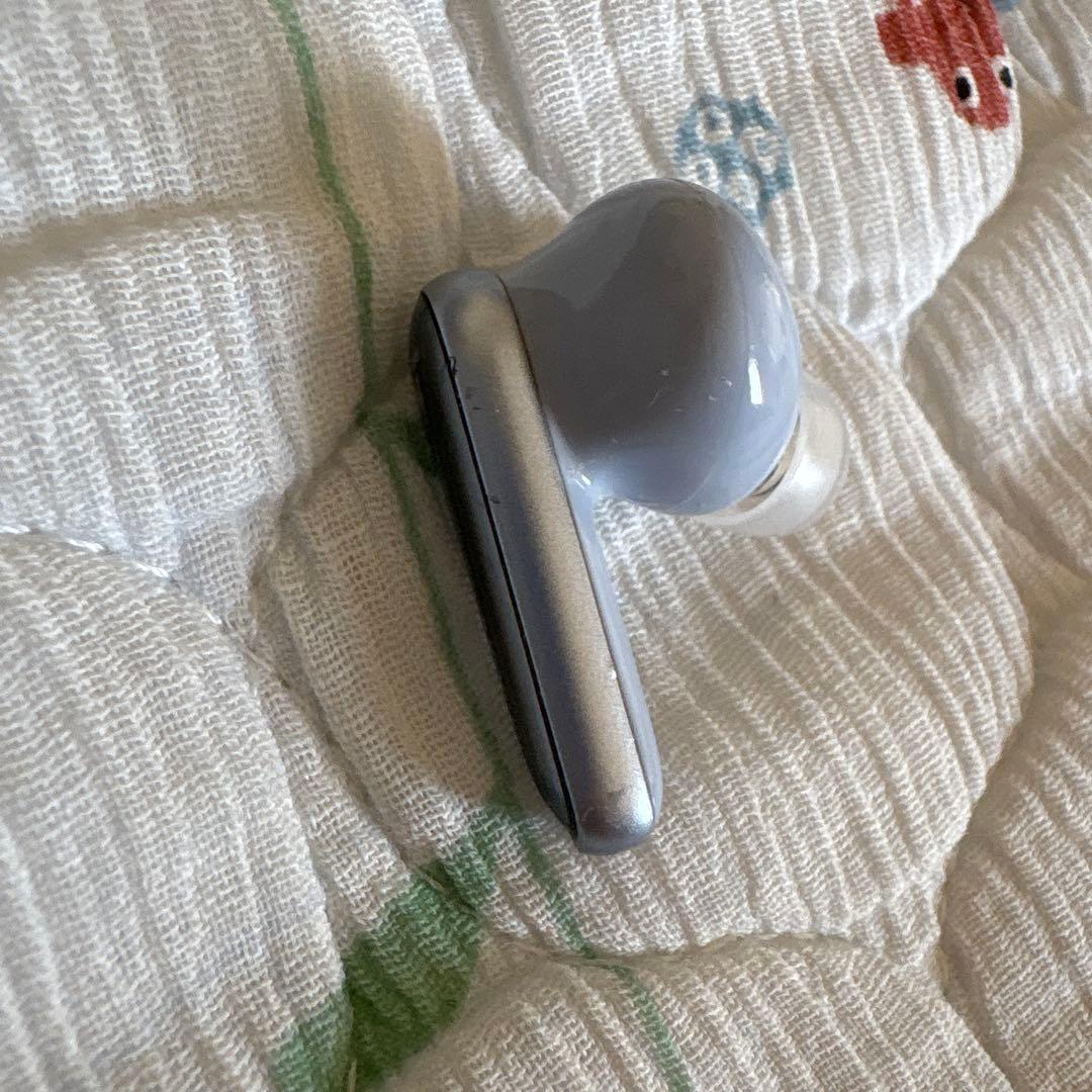 イヤホン SoundCore Liberty 4