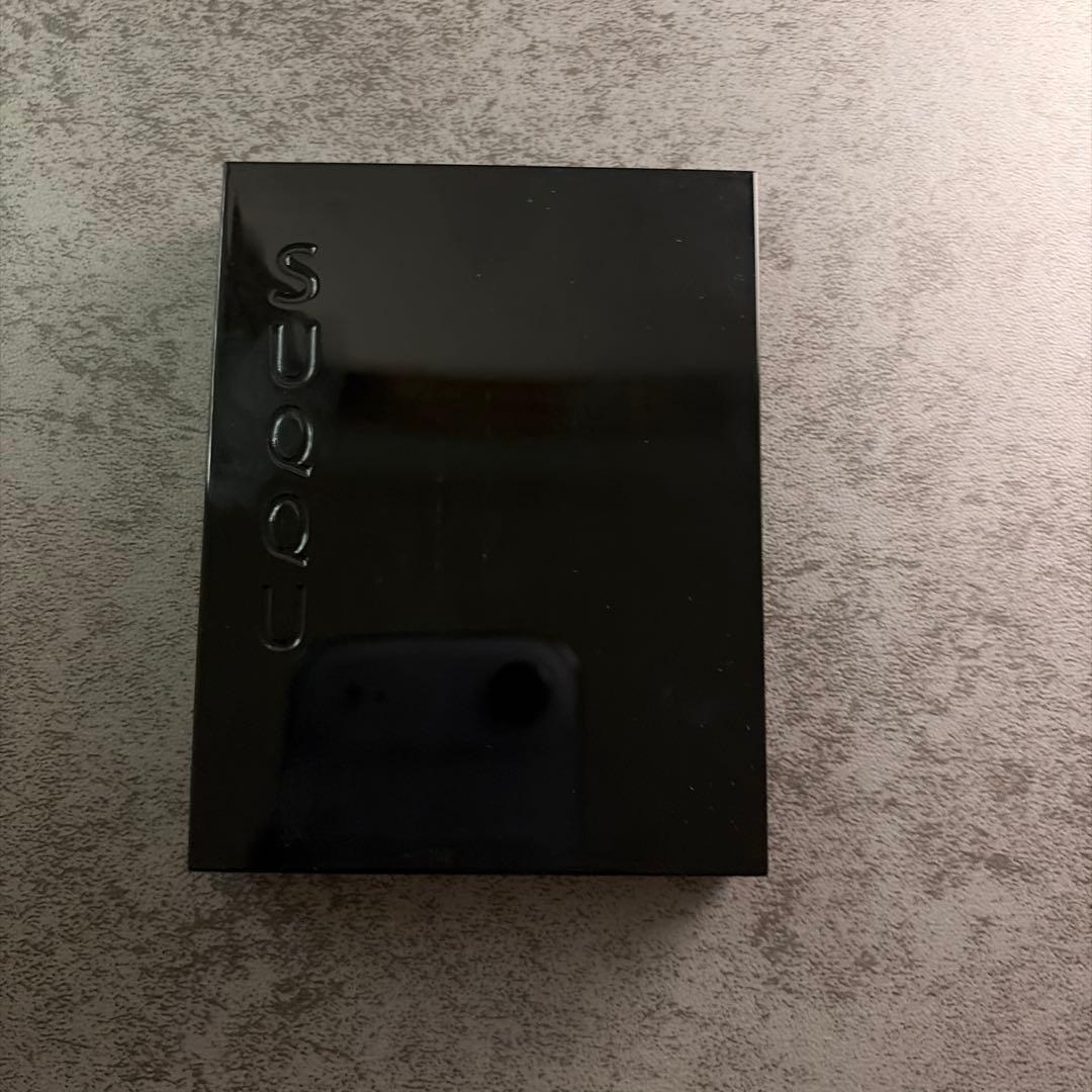 お値下げ中！SUQQU シグニチャー カラー アイズ 15 凛覗
