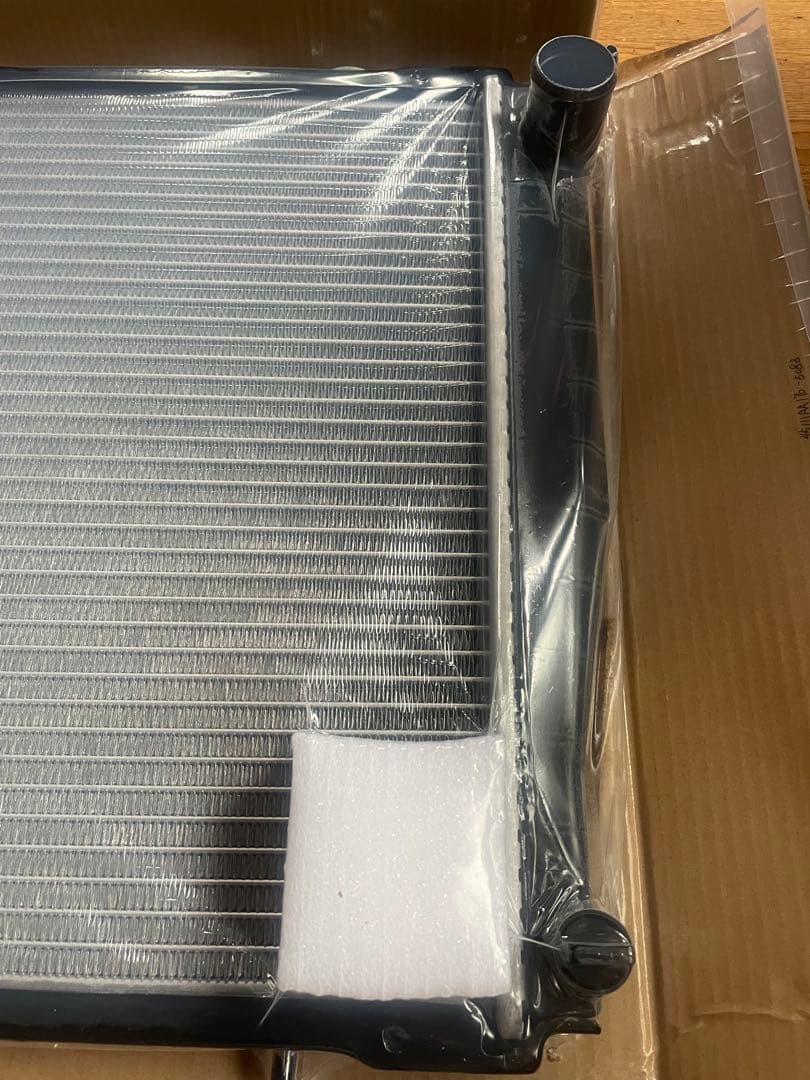 レガシーターボ　レガシー　インプレッサラジエーター