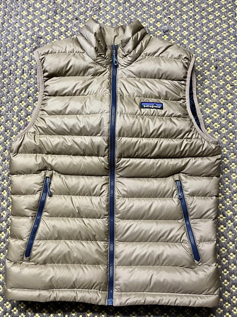 patagonia ダウンベスト S メンズ　パタゴニア