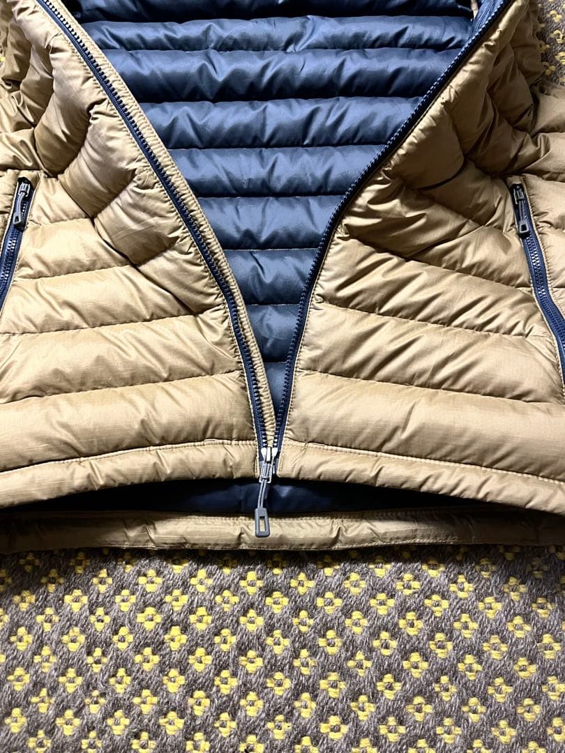 patagonia ダウンベスト S メンズ　パタゴニア