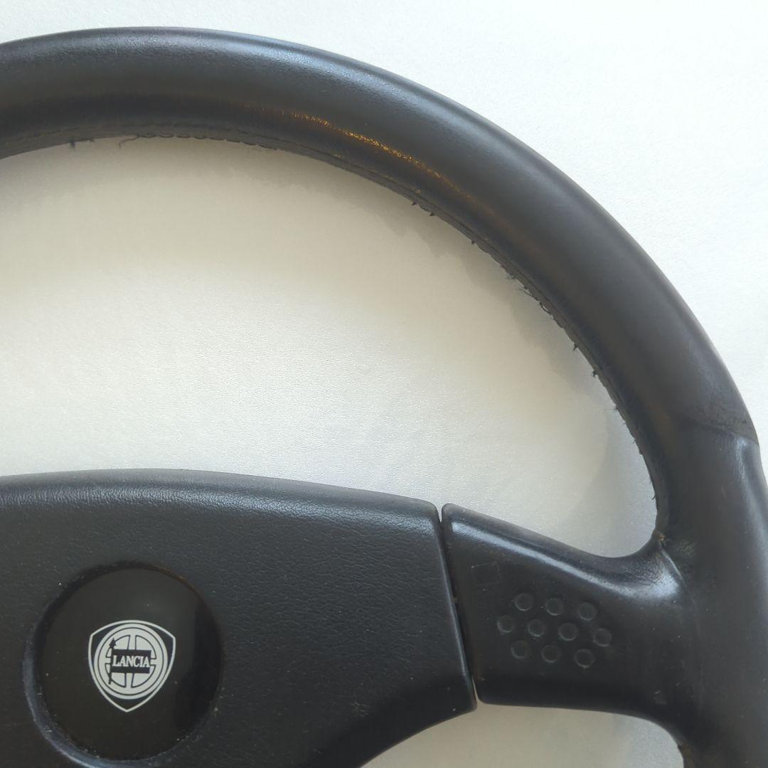 ランチアデルタHFインテグラーレ純正　モモステアリング