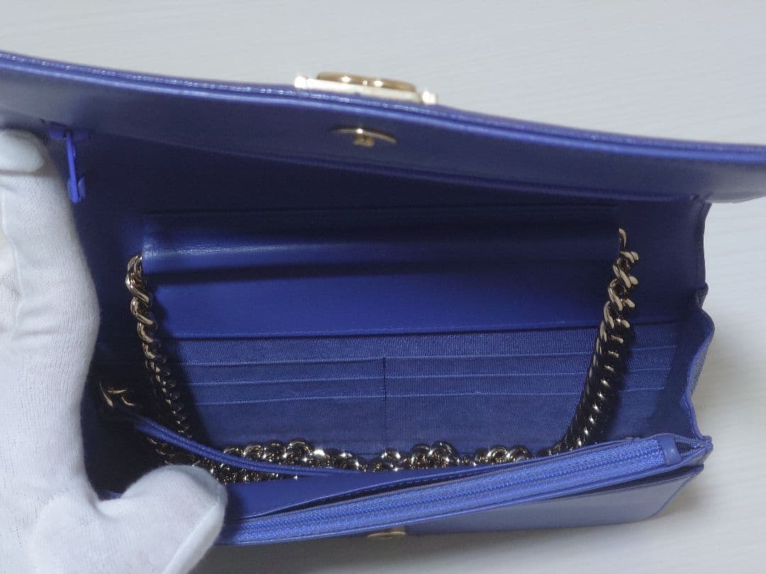 CHANEL ボーイシャネル チェーンウォレット
