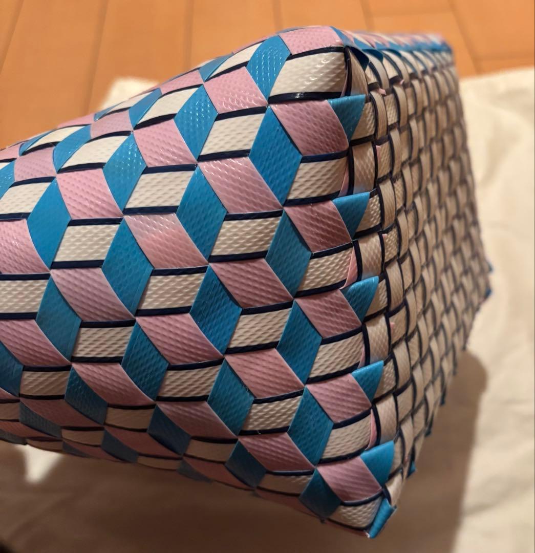 MARNI 立体キューブ模様 かごバッグ