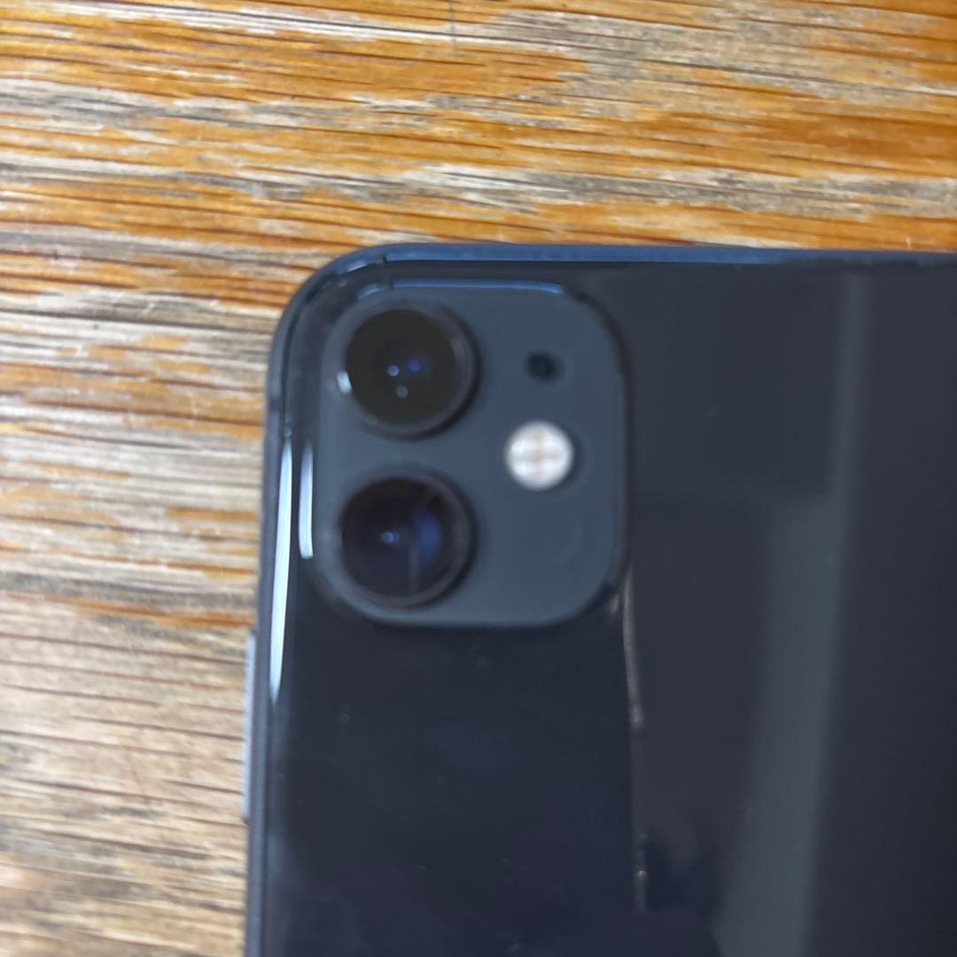 iPhone11 ブラック　本体　64GB