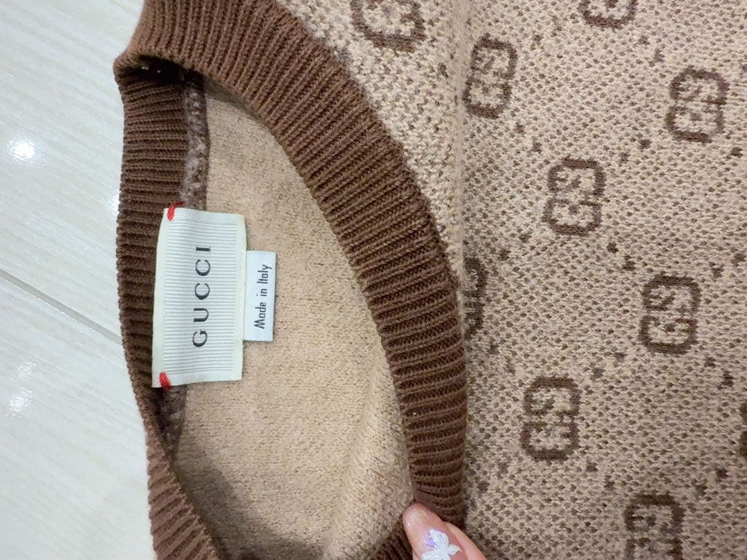 GUCCI ロゴ柄 セットアップ 36mベージュ