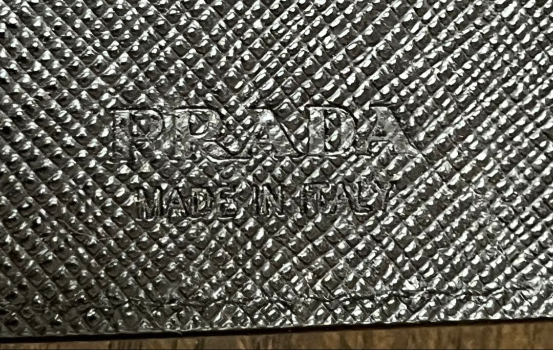 PRADA Saffiano l キーケース ブラック