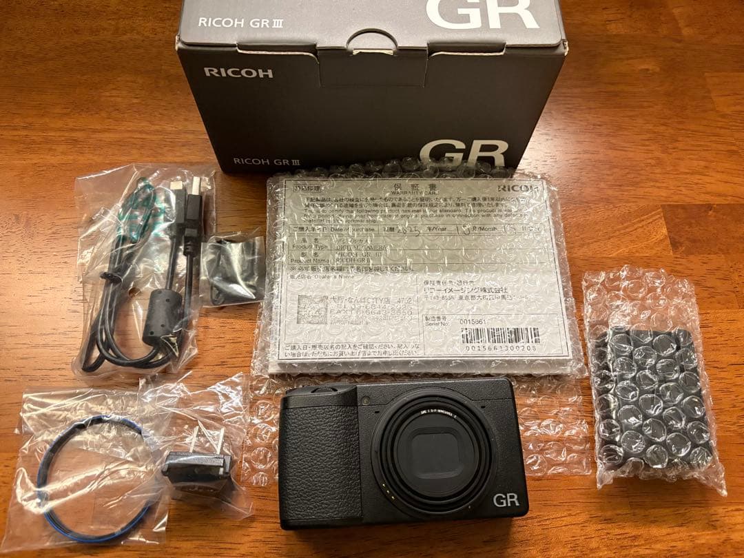 【ほぼ新品・2025年10月購入・保証付き】RICOH GRⅢ