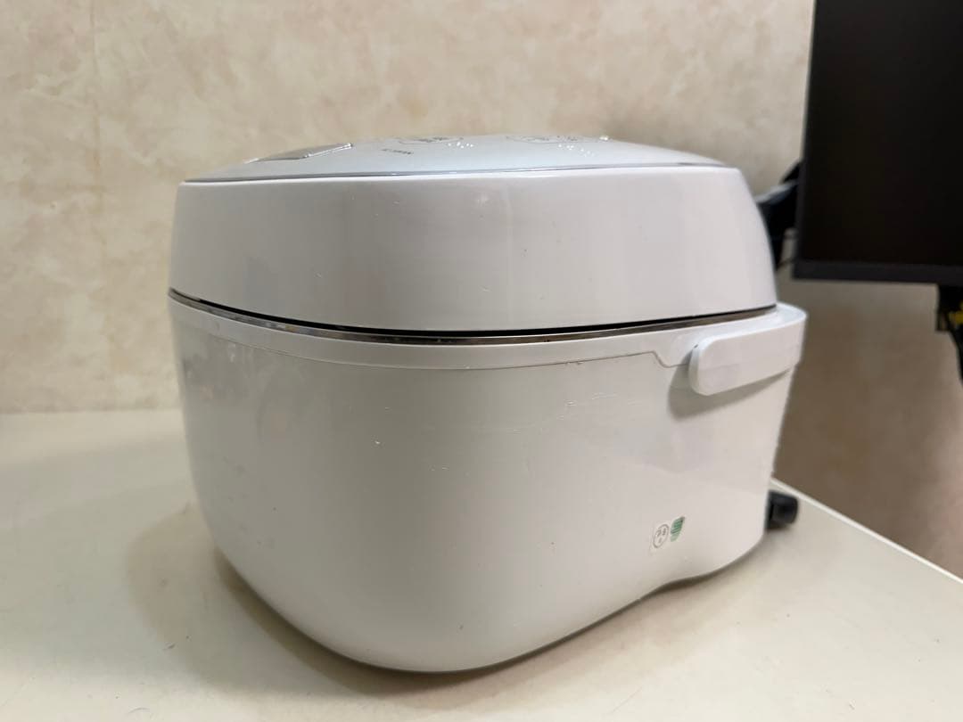 TOSHIBA RC-10VXN 圧力IH炊飯ジャー炊飯器