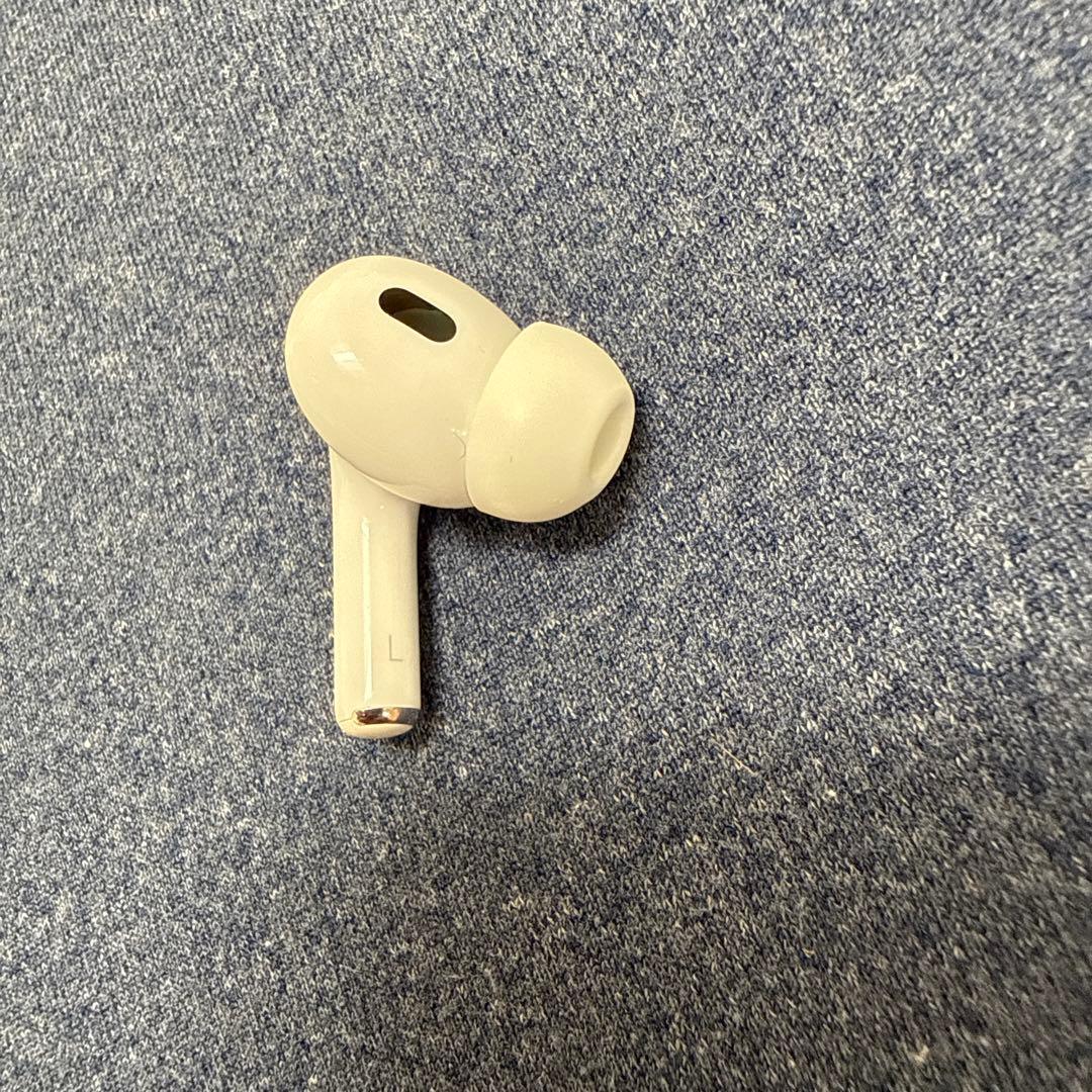 AirPods Pro第二世代本体＋充電ケース（TYPE C）付き