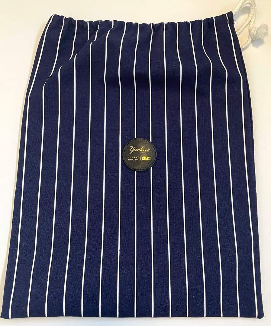 clarks KITHコラボ　ヤンキース　ワラビー