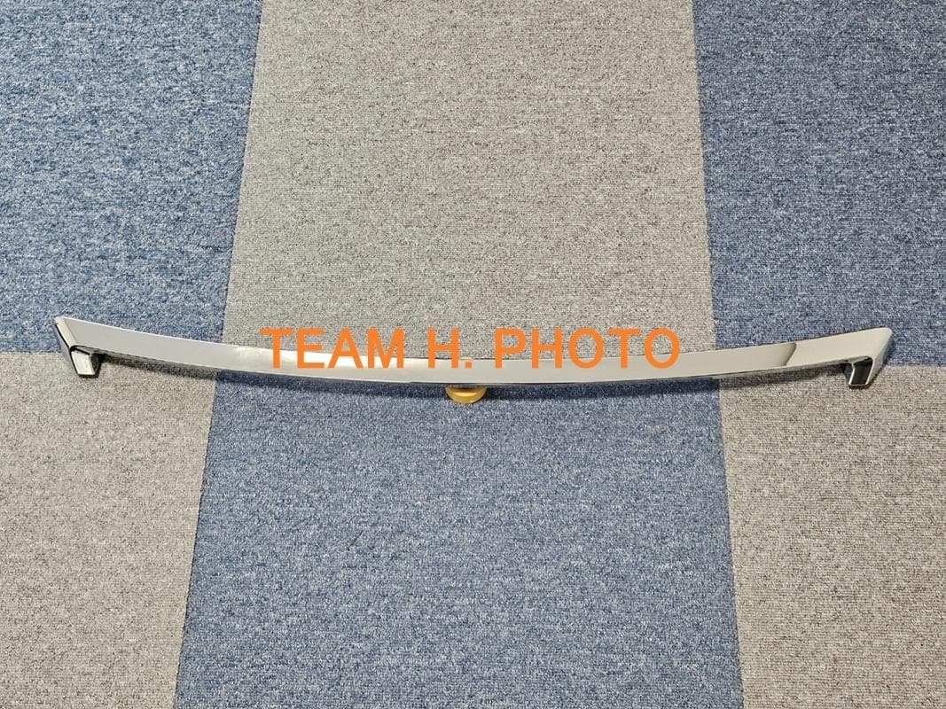 新品　210系 後期 クラウンアスリート　純正 ボンネットフードモール　メッキ