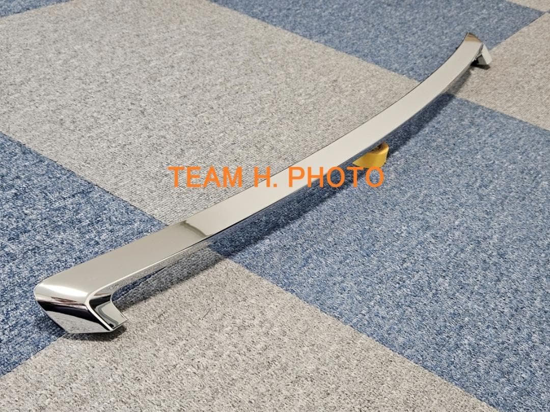 新品　210系 後期 クラウンアスリート　純正 ボンネットフードモール　メッキ