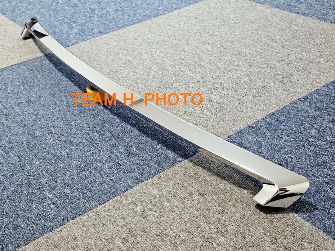 新品　210系 後期 クラウンアスリート　純正 ボンネットフードモール　メッキ