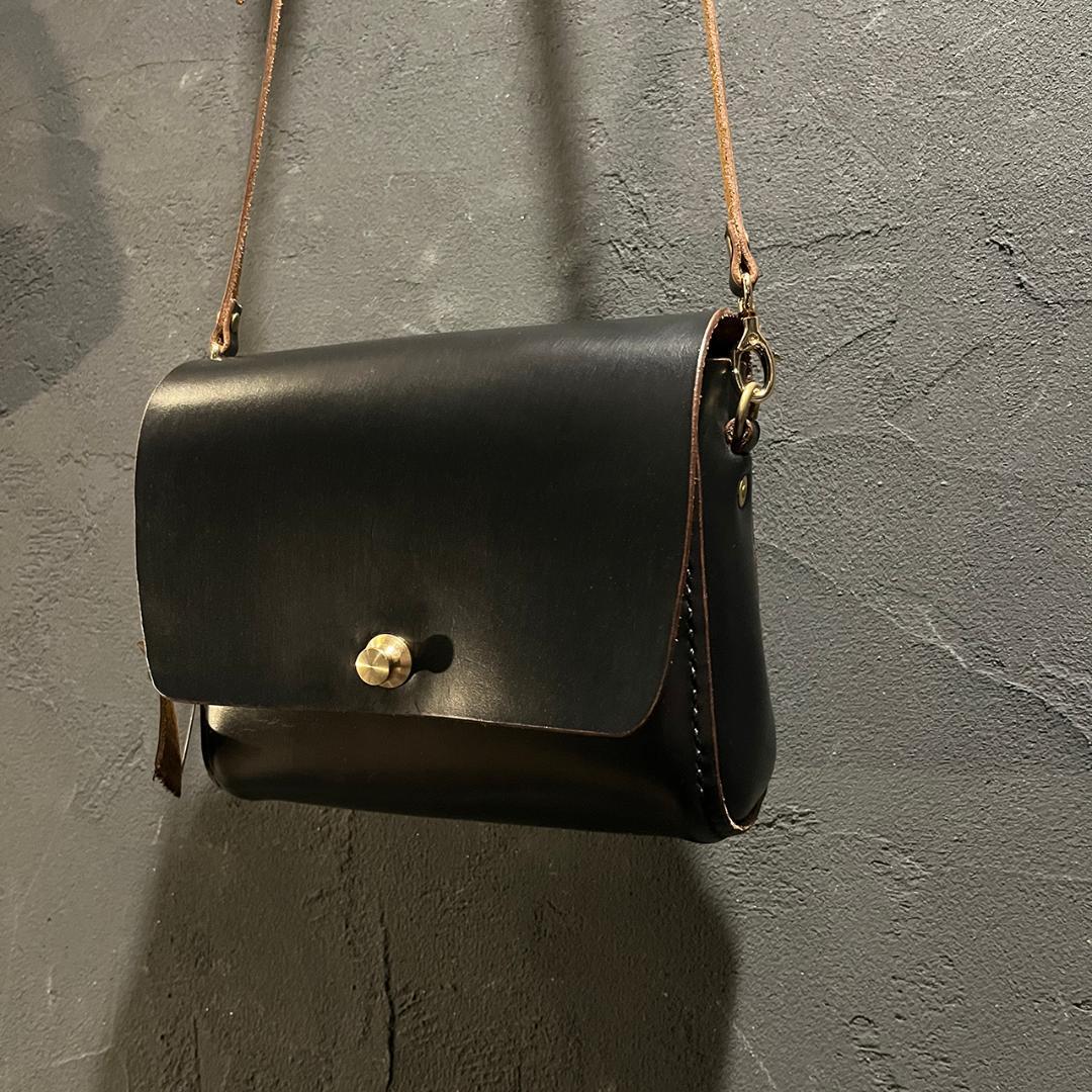 クロムエクセル ショルダーバッグ クラッチショルダーバッグ 冬コーデ ミニバッグ