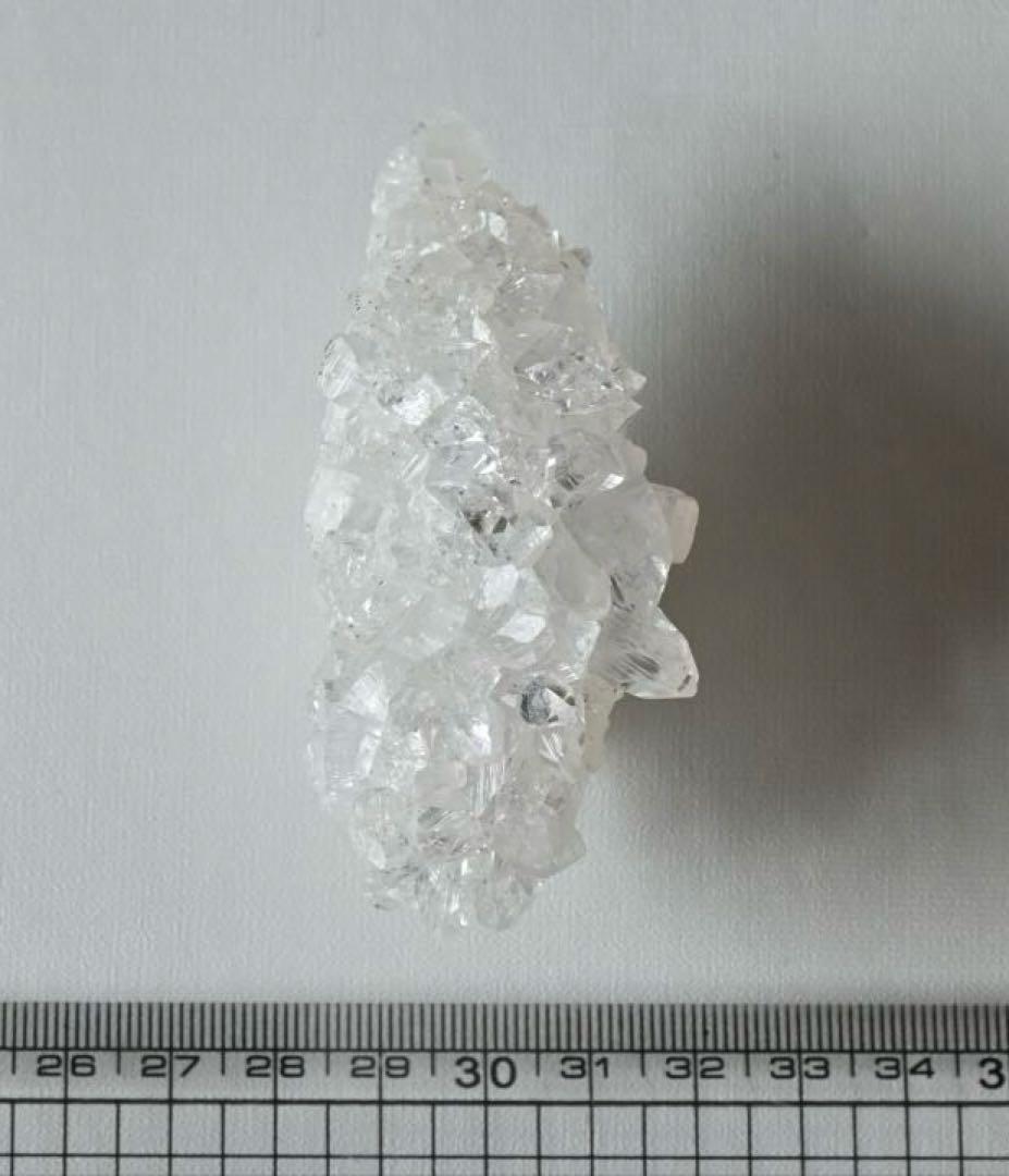 lynxさまとお取引中 高品質　アポフィライト　水晶と共生