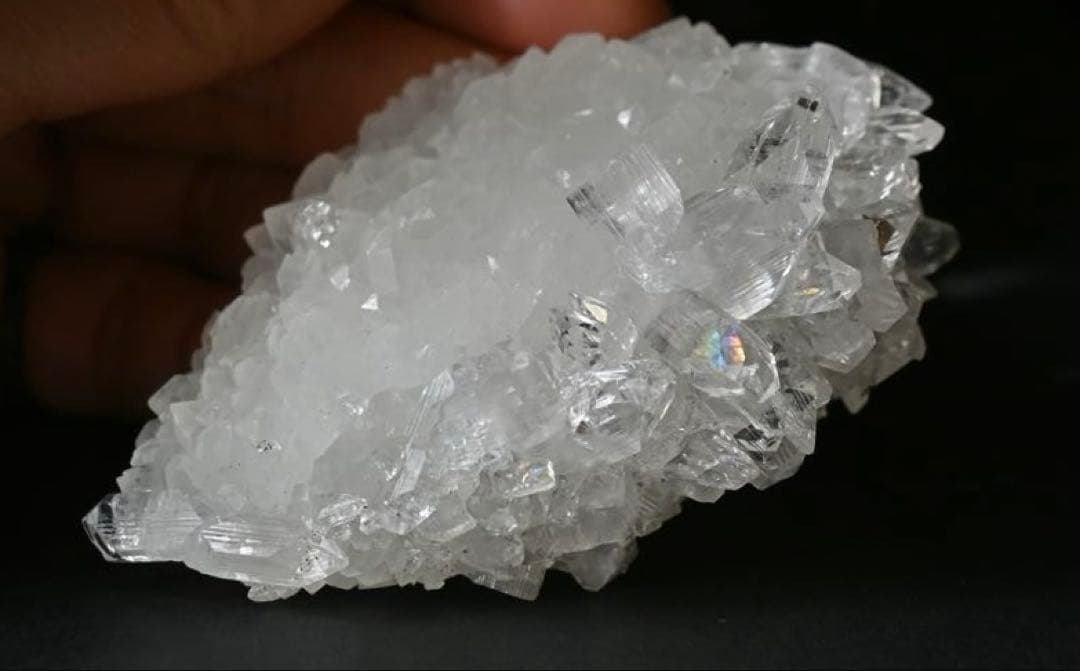 lynxさまとお取引中 高品質　アポフィライト　水晶と共生