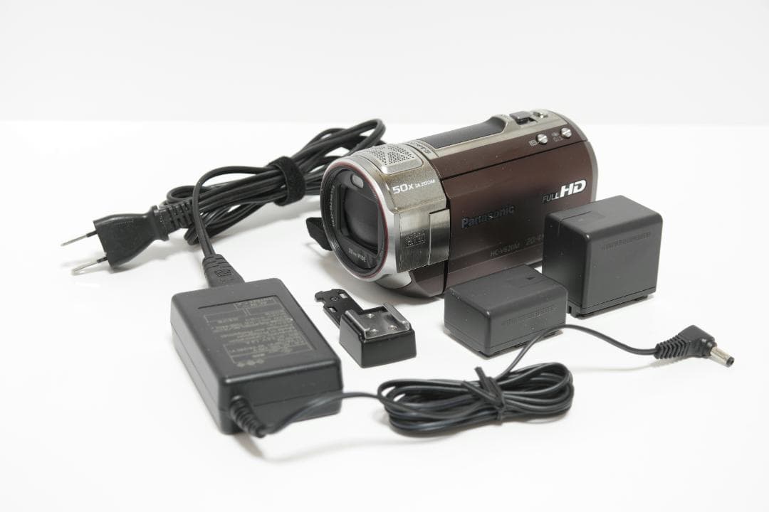 Panasonic デジタルハイビジョン ビデオカメラ HC-V620M