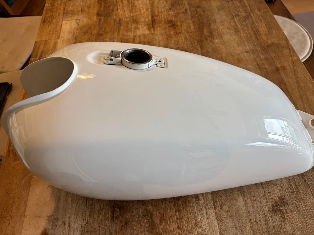 ヤマハ SR400 純正 初期型 タンク　コック付き