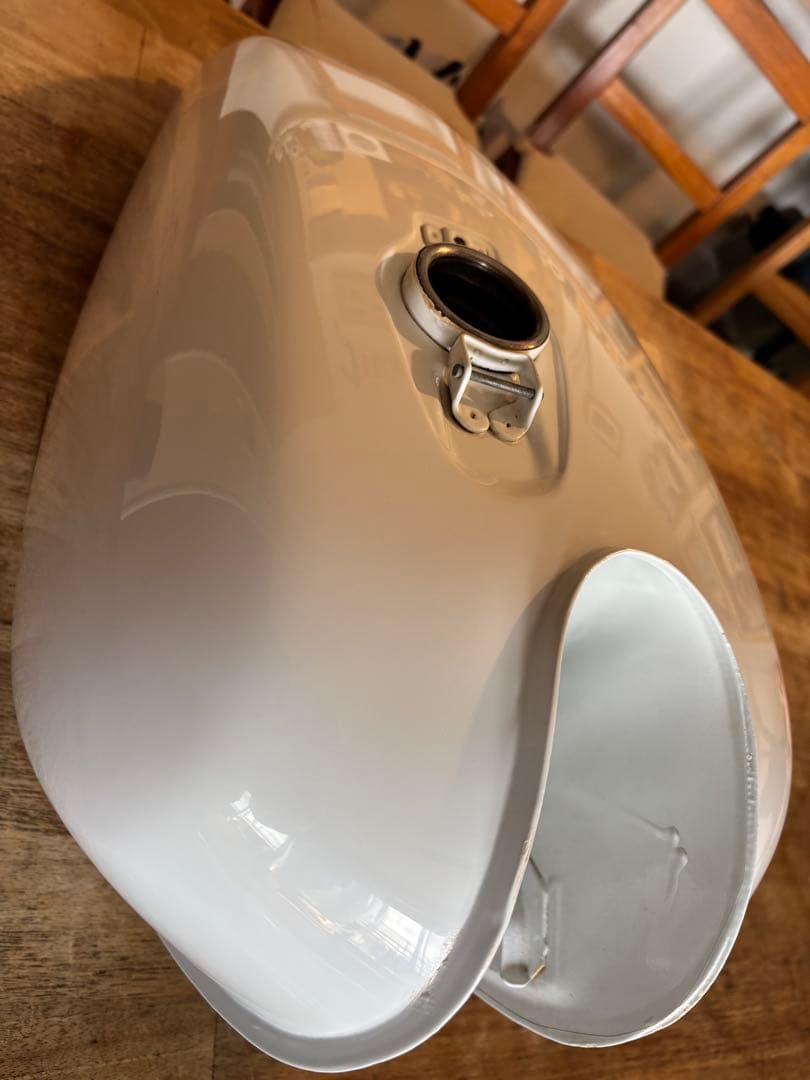 ヤマハ SR400 純正 初期型 タンク　コック付き