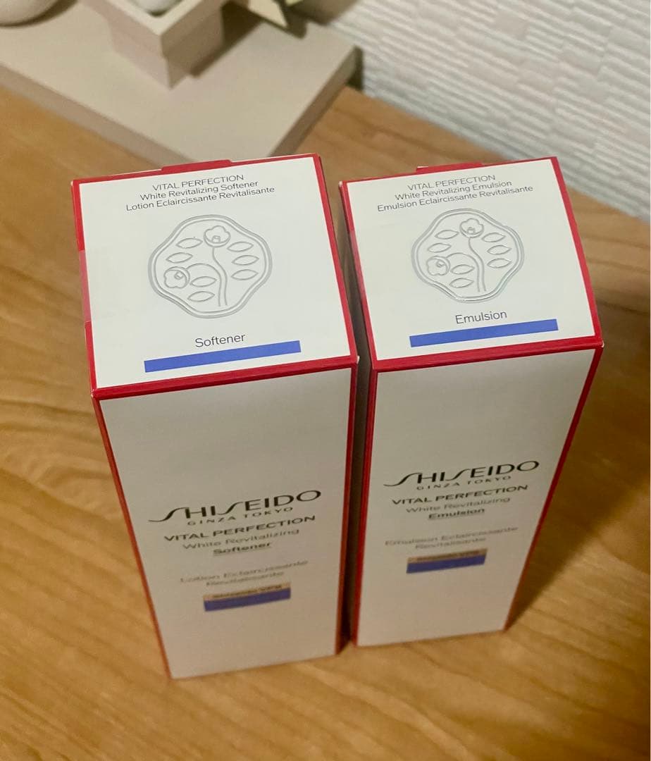 新品未開封　資生堂　バイタルパーフェクション　化粧水＆乳液　セット