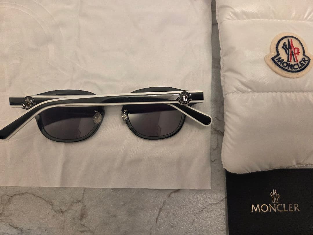 中*潤様 MONCLER モンクレール サングラス ML5184D 001 サン