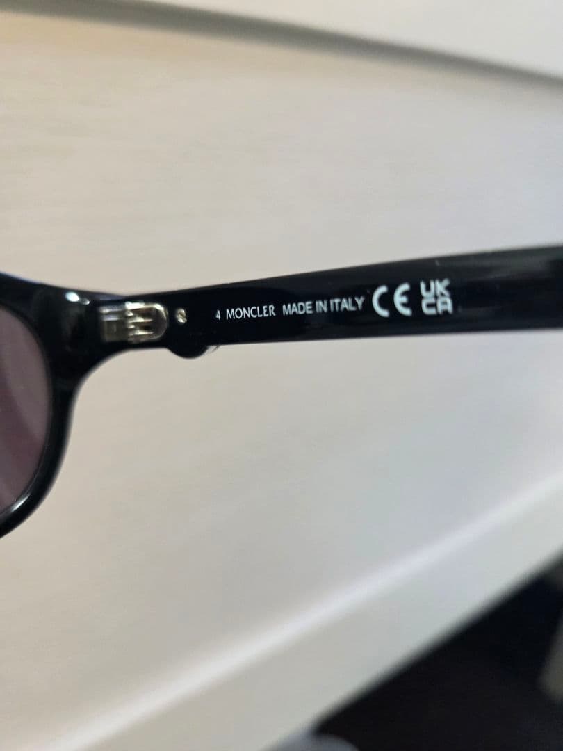 中*潤様 MONCLER モンクレール サングラス ML5184D 001 サン