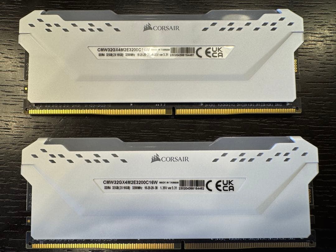 ［動作品］CORSAIR VENGEANCE PRO DDR4 32GB メモリ