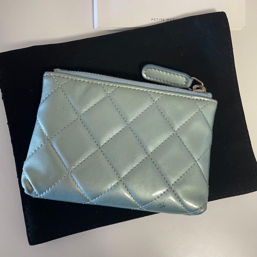 CHANEL シャネル　エナメル　ケース　マトラッセ　ライトブルー