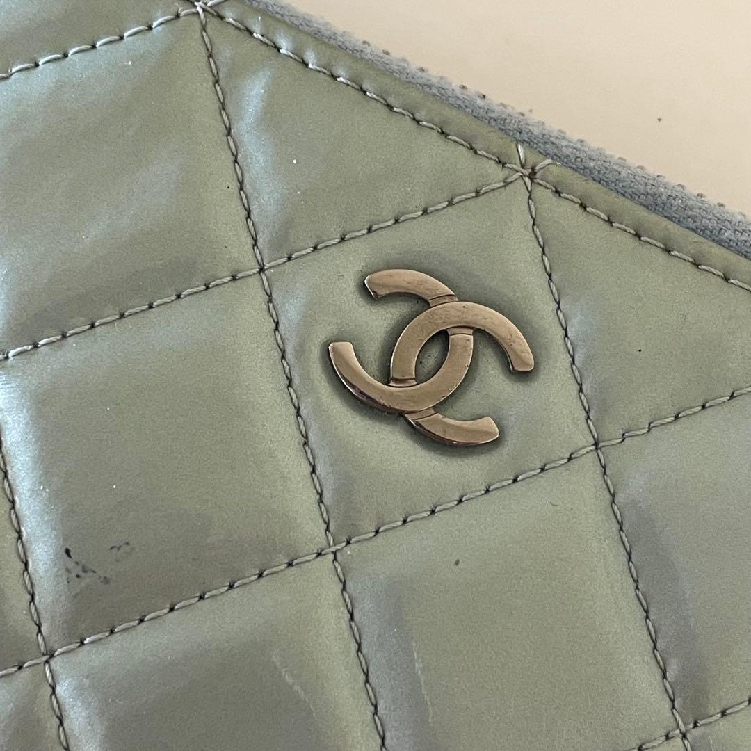 CHANEL シャネル　エナメル　ケース　マトラッセ　ライトブルー