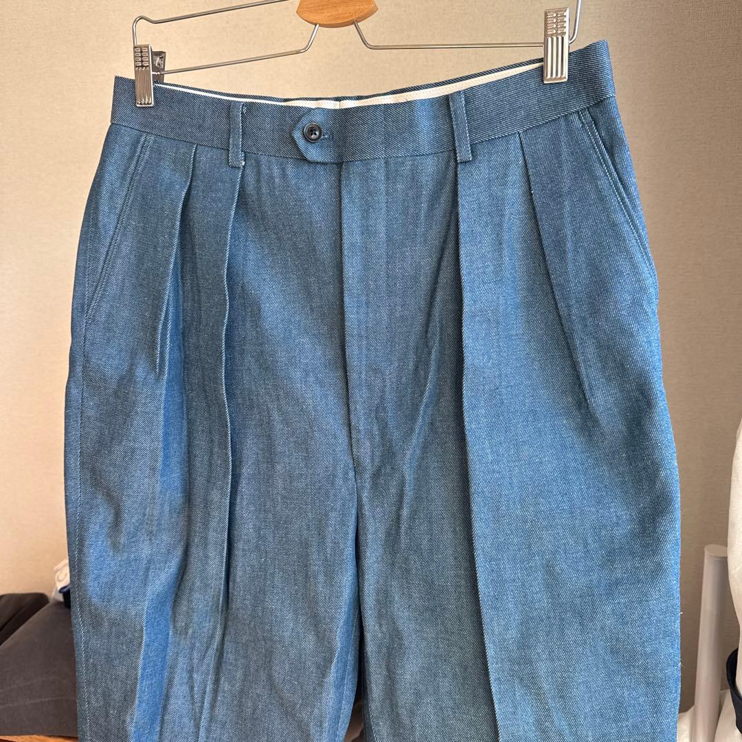 パンツ INTERIM DENIM 2-TUCK WIDE TAPERED SLACKS