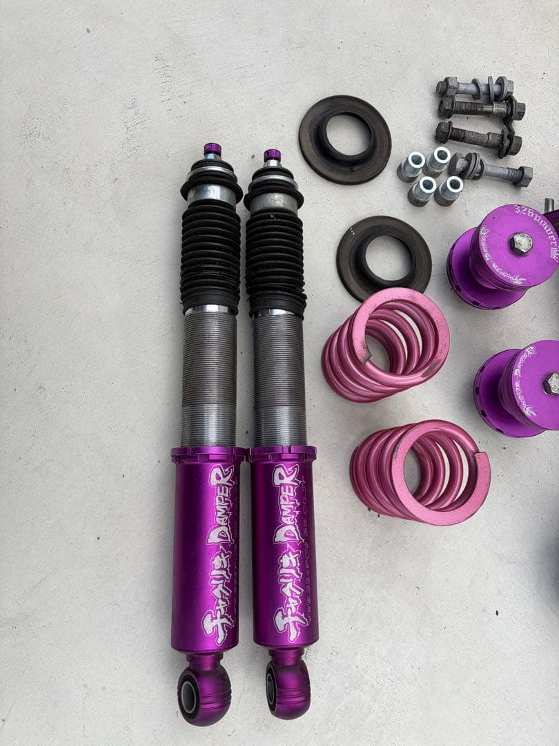 30プリウス 326POWER車高調